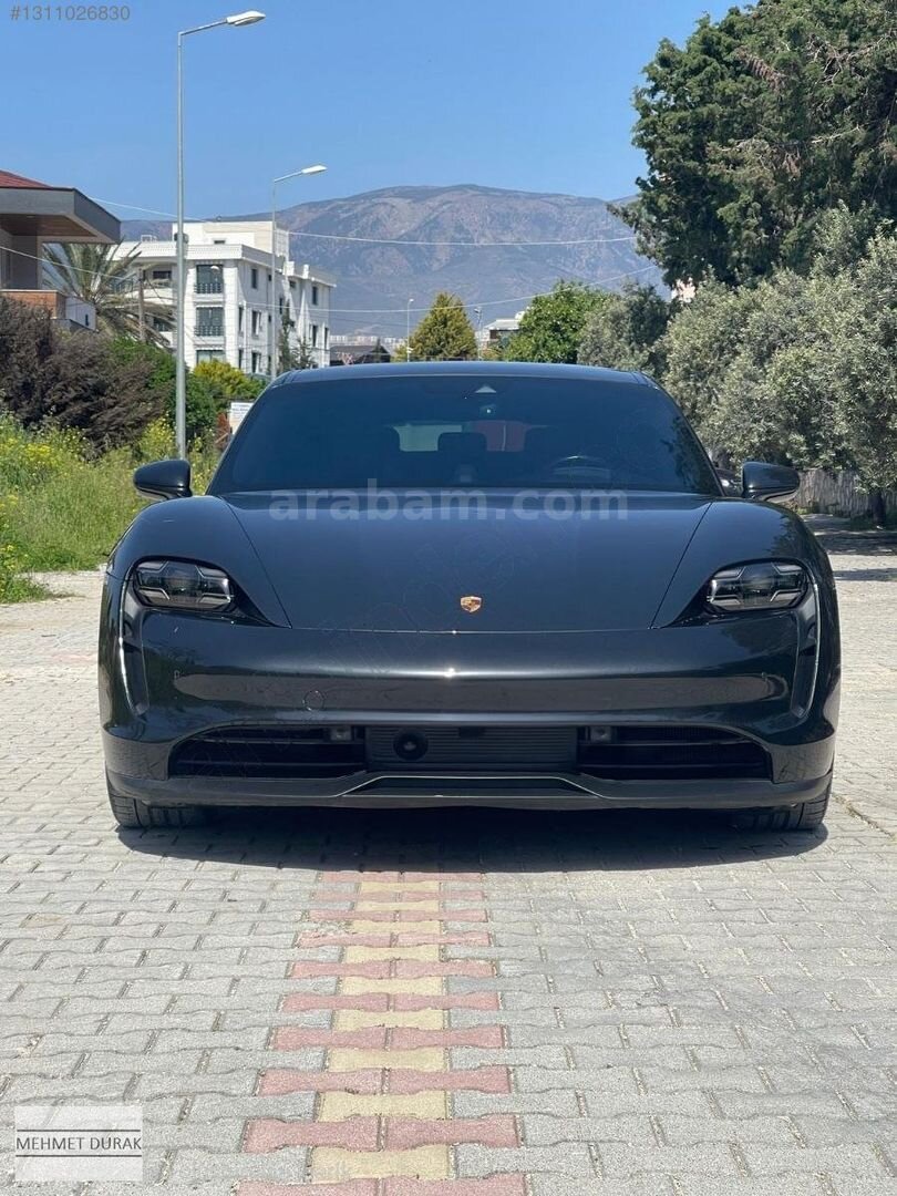 Galeriden Porsche Taycan Elektrik 4S Performance Plus 2021 Model Hatay 70.000 km Füme 2