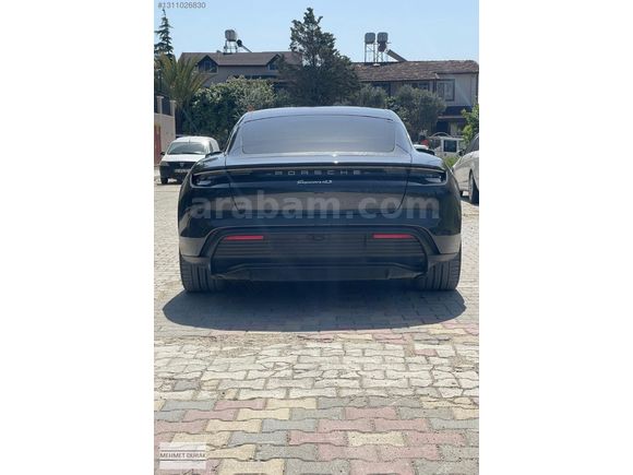 HATASIZ BOYASIZ 2021 PORSCHE TAYCAN 4S PERFORMANS PLUS 70.000 KM