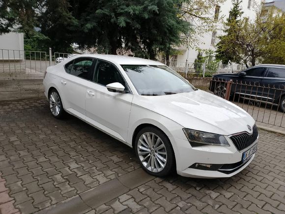 Sahibinden Skoda SuperB 1.6 TDI Prestige 2016 Model