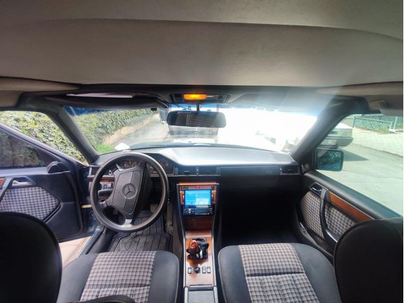 Sahibinden ORJİNAL değişensiz Mercedes - Benz E 200 1995 Model