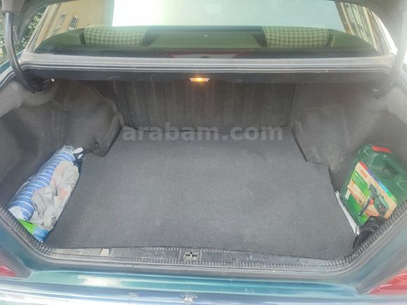 Sahibinden ORJİNAL değişensiz Mercedes - Benz E 200 1995 Model