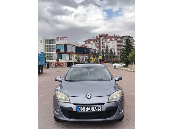 Sahibinden Renault Megane 1.6 Expression 2010 Model