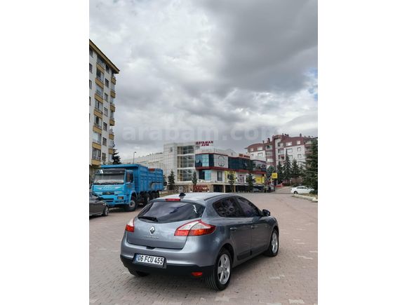 Sahibinden Renault Megane 1.6 Expression 2010 Model
