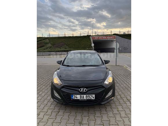 Sahibinden Hyundai i30 1.6 CRDi Style 2012 Model 