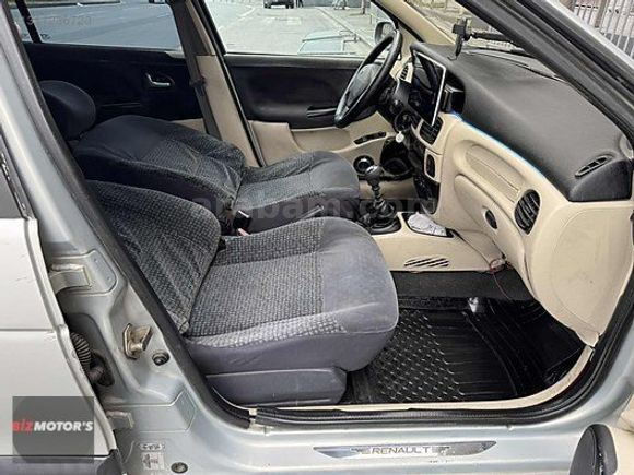 2003 MODEL MEGANE 1.9 DTİ EXPRESSİON PAKET 265 BİN KM DİZEL