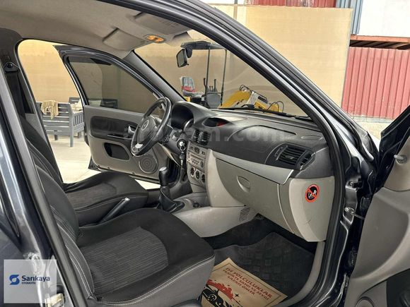 RENAULT SYMBOL 2011 EXPRESSİON 228.000km