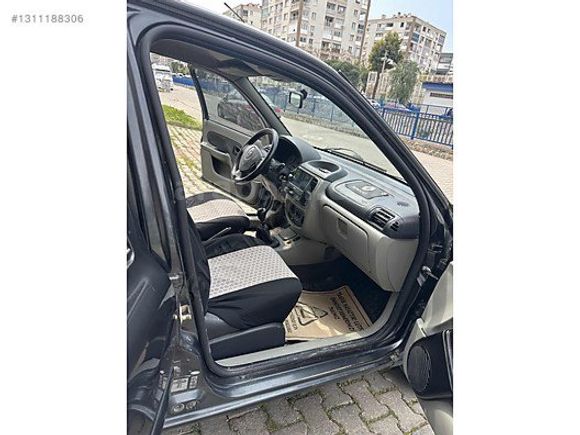 2005 CLIO 1.5 DCİ TAKAS KREDİ KARTI GEÇERLİ