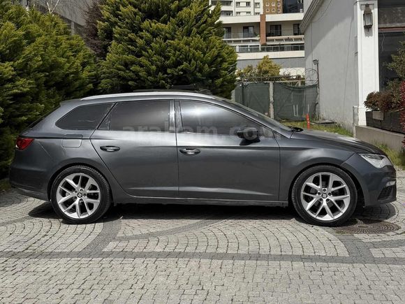 ÖZYILDIRIMDAN SEAT LEON DİZEL CAM TAVANLI