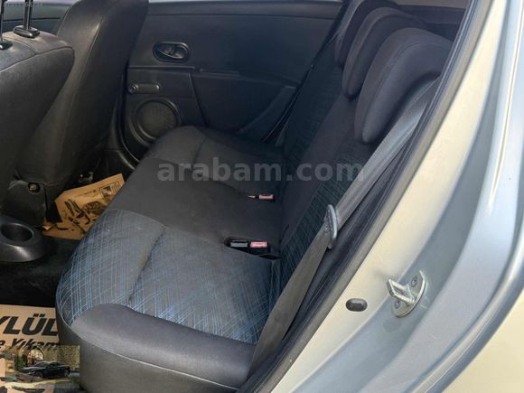 EYLÜL AUTO'DAN 2009 MODEL RENAULT CLİO 1.5 DCİ 241 BİNDE