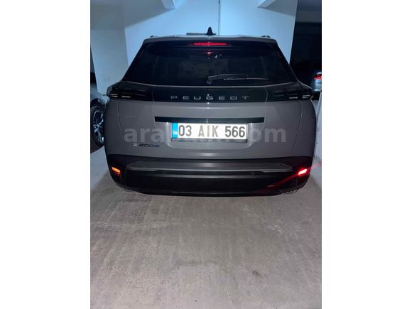 Sahibinden 2025 model e2008 full orijinal full servis bakımlı kısa menzil allure 