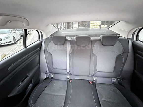 HATASIZ MEGANE 4