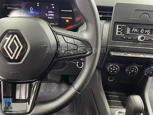 YÜCELER OTO'DAN2023 MODEL RENAULT CLİO %20 KDV EQUİLİBRE HATASIZ
