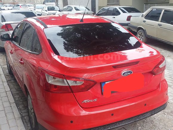 Sahibinden Ford Focus 1.6 Ti-VCT Style 2014 Model