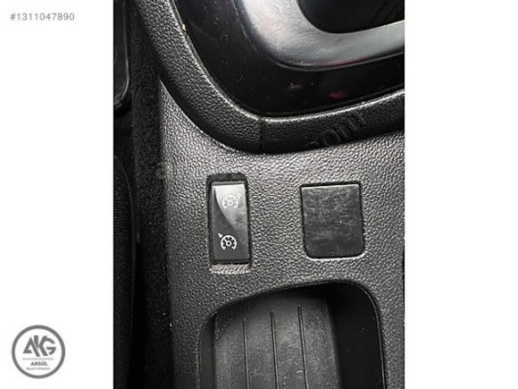 AKGÜL'den HATASIZ BOYASIZ 1.5 DCİ CLİO TOUCH OTOMATİK