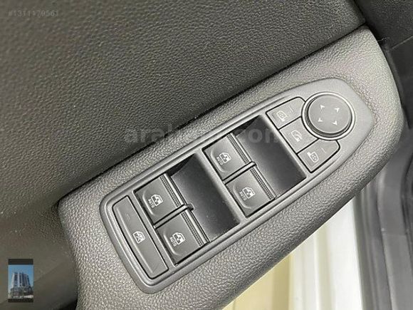 YÜCELER OTO'DAN 2023 MODEL RENAULT CLİO İCON KDV %20 HATASIZ