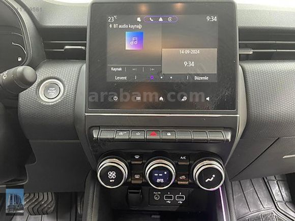 YÜCELER OTO'DAN 2023 MODEL RENAULT CLİO İCON KDV %20 HATASIZ