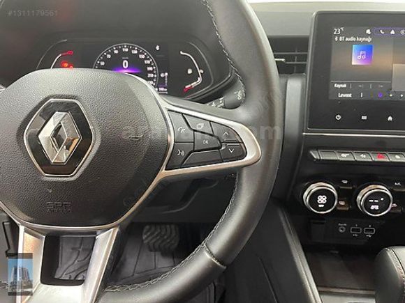 YÜCELER OTO'DAN 2023 MODEL RENAULT CLİO İCON KDV %20 HATASIZ