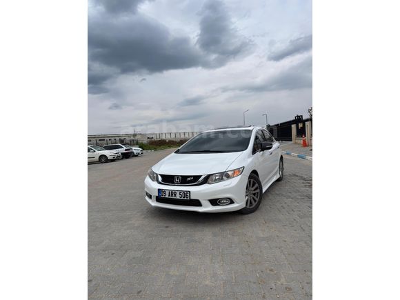 Sahibinden Honda Civic 1.6i VTEC Eco Elegance 2013 Model