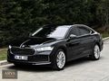 2025 HATASIZ BOYASIZ 1.5 TSİ HYBRİD L&K CRYSTAL GARANTİLİ TABA