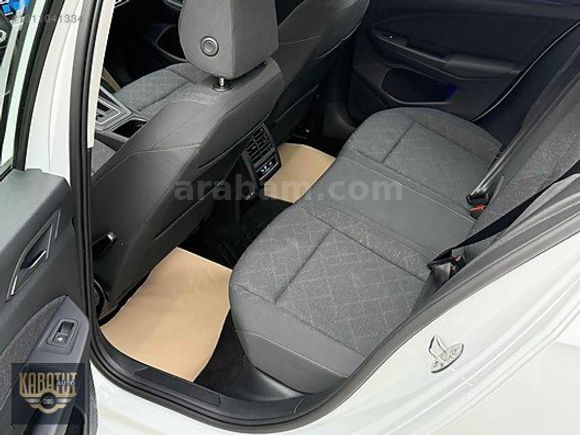 KARATUT AUTO'DAN 2023 HATASIZ GOLF 1.0 eTSİ LİFE CAM TAVAN
