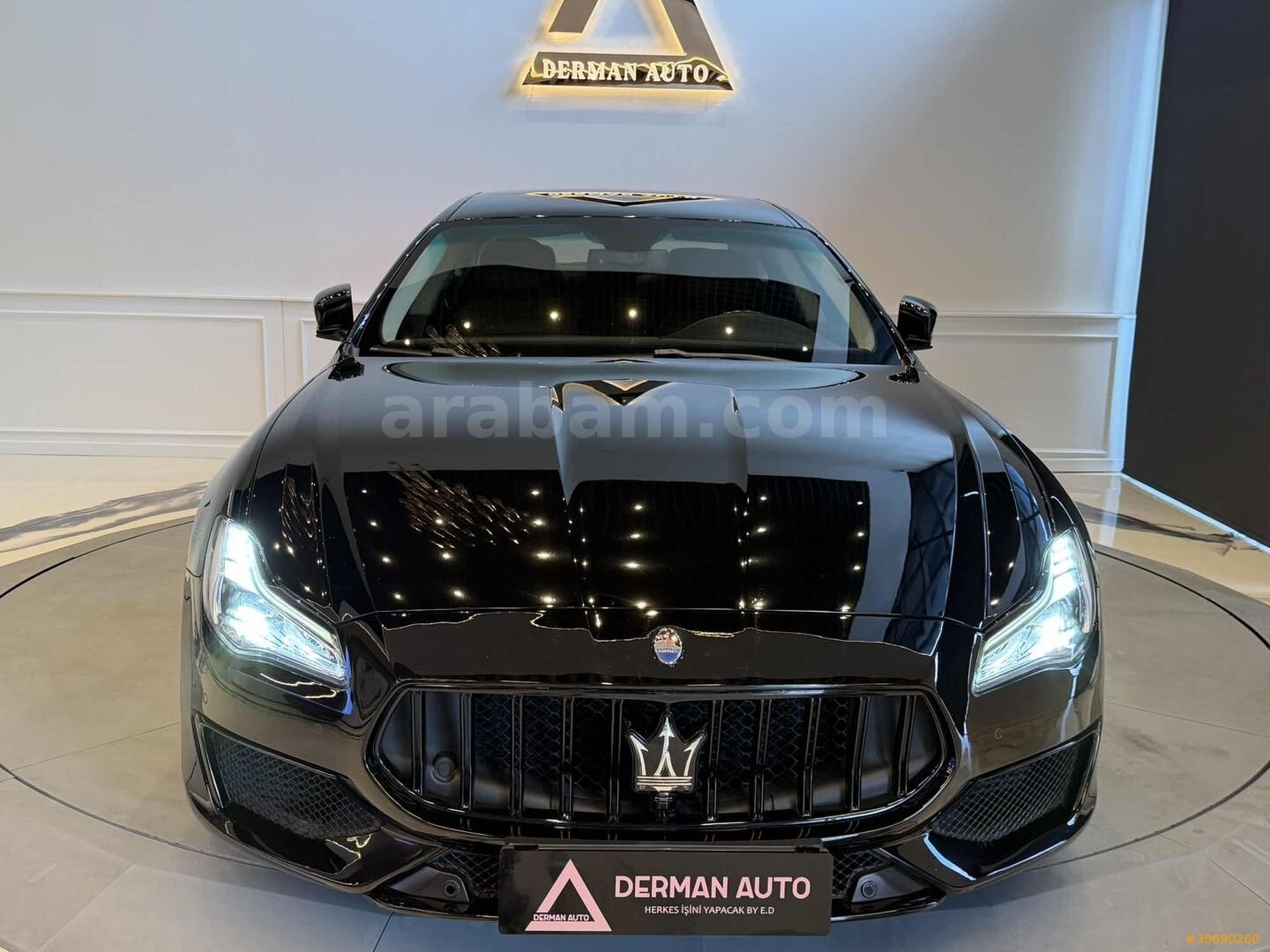 Galeriden Maserati Quattroporte 3.0 D 2015 Model İzmir 154.000 km Siyah 2