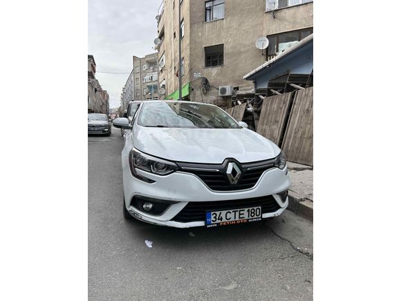 Sahibinden Renault Megane 1.5 Blue DCI Touch 2020 Model 