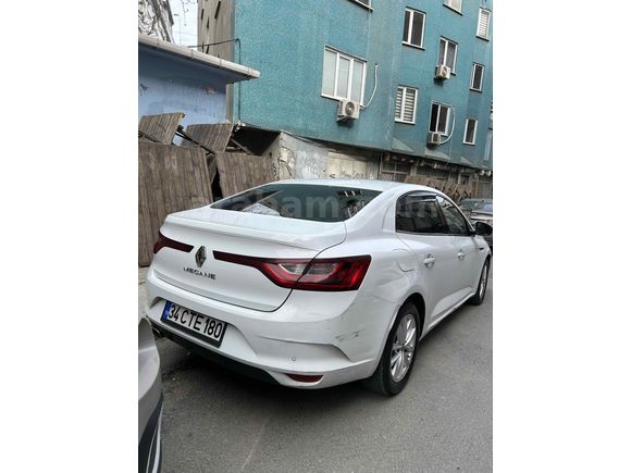 Sahibinden Renault Megane 1.5 Blue DCI Touch 2020 Model 