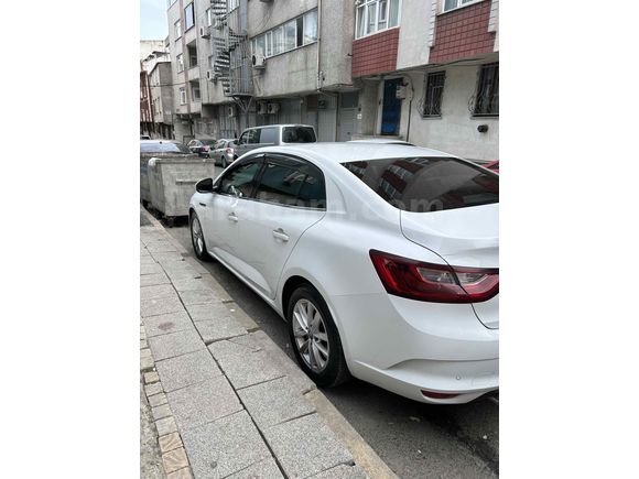 Sahibinden Renault Megane 1.5 Blue DCI Touch 2020 Model 