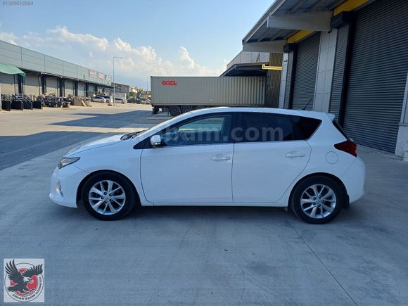 CAM TAVAN 1.4D-D4 OTOMATİK AURİS