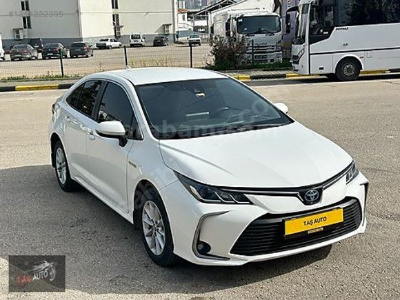 2021 TOYOTA COROLLA 1.8HYBRİD CVT DREAM DEĞİŞENSİZ TR EN UYGUNU