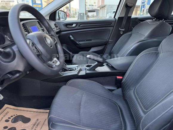 2020 MEGANE 4 1.5 BLUE DCI TOUCH OTOMATİK VİTES 140 BİN KMDE