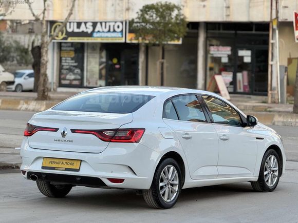 2020 MEGANE 4 1.5 BLUE DCI TOUCH OTOMATİK VİTES 140 BİN KMDE