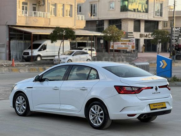 2020 MEGANE 4 1.5 BLUE DCI TOUCH OTOMATİK VİTES 140 BİN KMDE