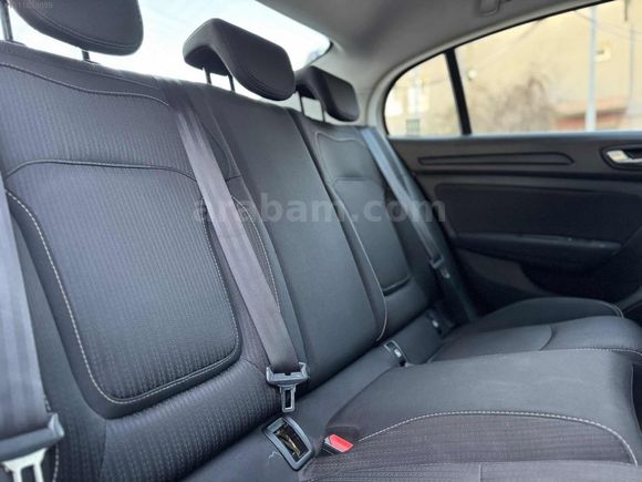 2020 MEGANE 4 1.5 BLUE DCI TOUCH OTOMATİK VİTES 140 BİN KMDE