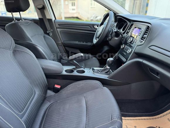 2020 MEGANE 4 1.5 BLUE DCI TOUCH OTOMATİK VİTES 140 BİN KMDE