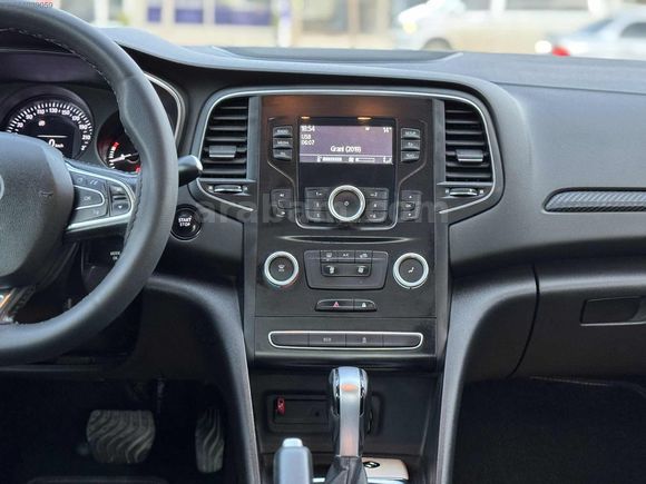 2020 MEGANE 4 1.5 BLUE DCI TOUCH OTOMATİK VİTES 140 BİN KMDE