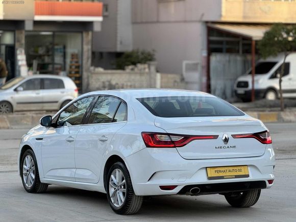 2020 MEGANE 4 1.5 BLUE DCI TOUCH OTOMATİK VİTES 140 BİN KMDE