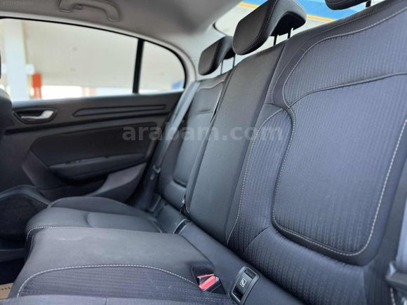 2020 MEGANE 4 1.5 BLUE DCI TOUCH OTOMATİK VİTES 140 BİN KMDE