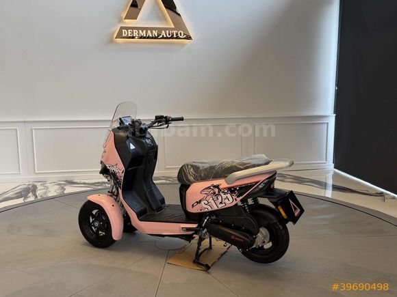 DERMAN AUTO DAN HATASIZ SIFIR 125cc PEMBE MOTOR