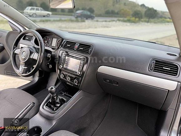 2012 JETTA 1.6 TDİ DEĞİŞENSİZ EMSALSİZ TEMİZLİKTE