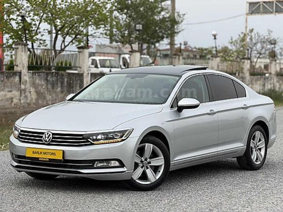 BARLIK MOTORS'TAN 2015 COMFORTLİNE 1.4 TSİ LED ZENON CAM TAVAN