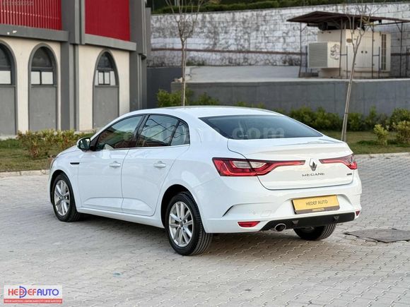 HEDEF AUTO'DAN HATASIZ'A YAKIN 2018 MEGANE 1.5 DCİ TOUCH EDC