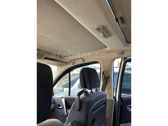 Sahibinden Renault Scenic 1.6 Dynamique 2005 Model Bursa değişensiz boyasız