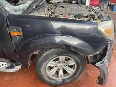 Ford Ranger 2011 sağ ön çamurluk