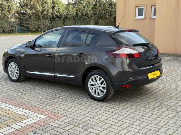 2016 ÇIKIŞLI RENAULT MEGANE 1.5 DCI TOUCH PLUS NAVİGASYON