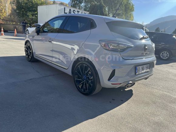 Sahibinden Renault Clio 1.0 TCe Techno Esprit Alpine 2024 Model 
