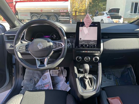 Sahibinden Renault Clio 1.0 TCe Techno Esprit Alpine 2024 Model 