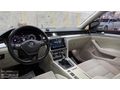 -- TEKİŞ'DEN 2017 DOLU DOLU CAM TAVANLI PASSAT B8 --