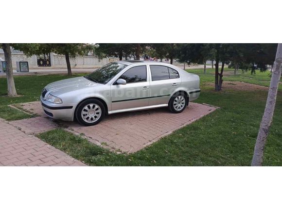 Sahibinden Skoda Octavia 1.6 Collection Plus 2003 Model  321.000 km Gri (Gümüş)