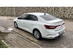 Sahibinden Renault Megane 1.3 TCe Joy Comfort 2022 Model Samsun 123.000 km Beyaz
